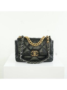 Chanel 19 Black Lambskin Medium Flap Bag Ful Set